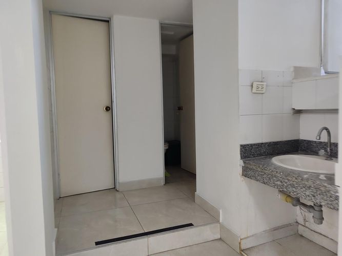 Local en Arriendo en Vipasa, Cali - Miniatura 11