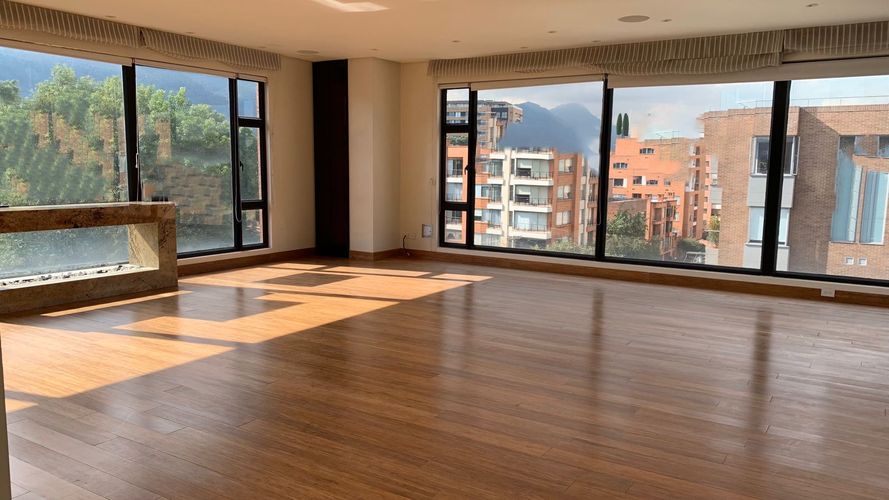 Apartamento en Venta en Usaquen, Bogotá - Miniatura 2