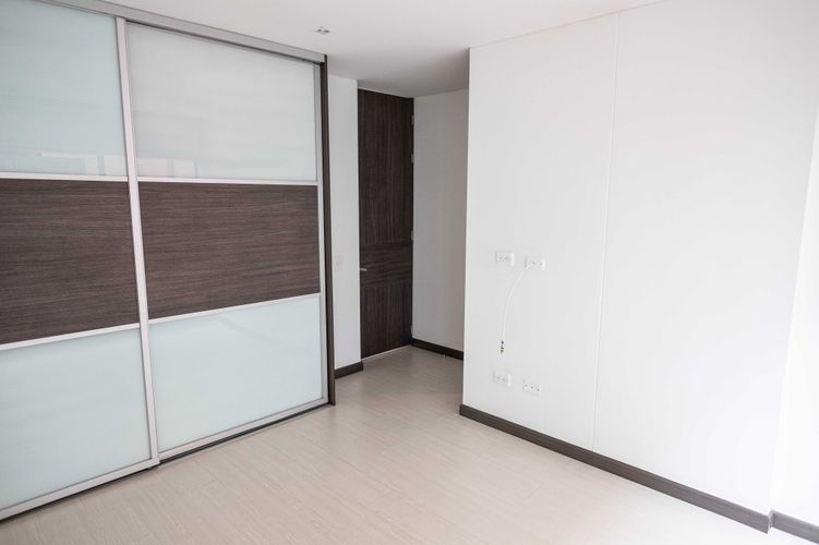 Apartamento en  Venta en Santa barbara occidental, Bogotá - Miniatura 5