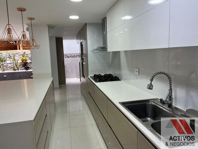 Casa en venta en La pilarica, Medellín - Miniatura 8