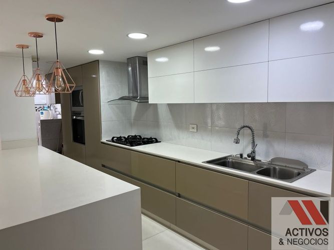 Casa en venta en La pilarica, Medellín - Miniatura 9