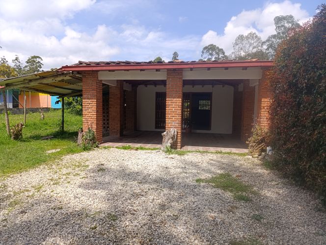Finca en  Arriendo en La ceja - Miniatura 2