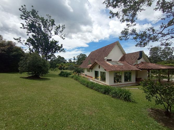 Finca en Arriendo en Rionegro - Miniatura 5