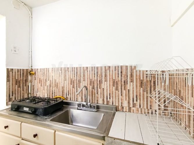 Apartaestudio en  Arriendo en Laureles, Medellín - Miniatura 5