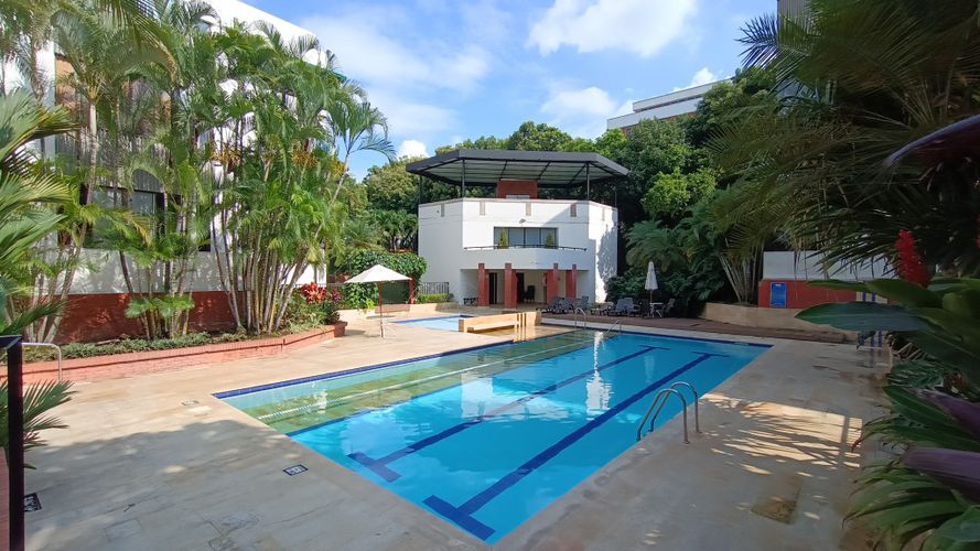 Apartamento en  Arriendo en Multicentro, Cali - Miniatura 2