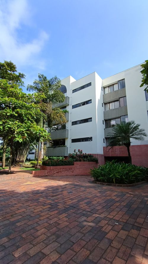 Apartamento en  Arriendo en Multicentro, Cali - Miniatura 3