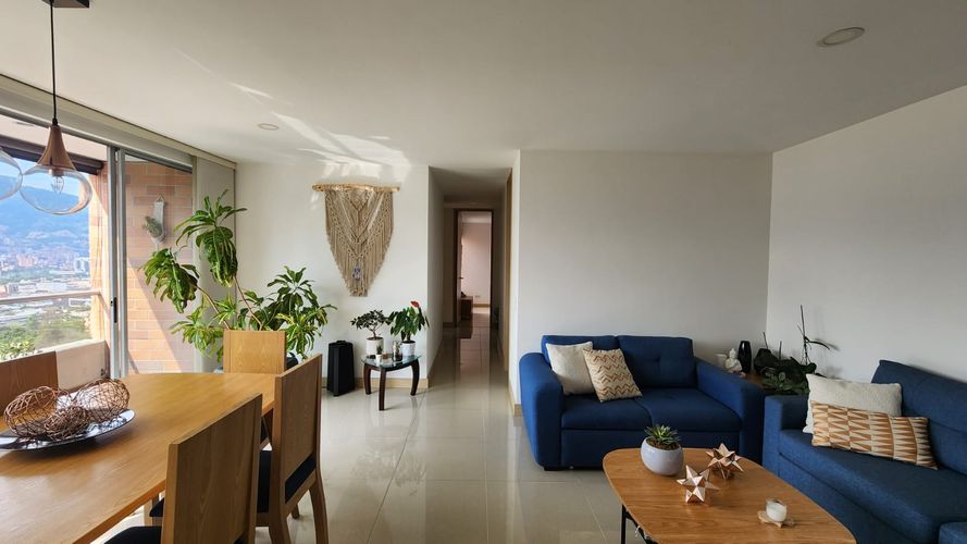 Apartamento en Venta en Castropol, Medellín - Miniatura 3