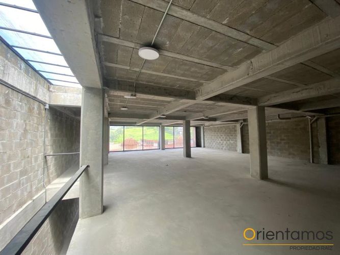 Edificio en Arriendo en La ceja - Miniatura 11