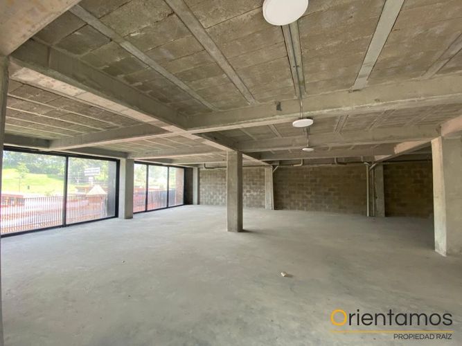 Edificio en Arriendo en La ceja - Miniatura 12