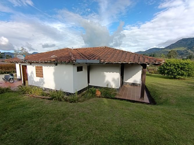 Finca en Arriendo en La ceja - Miniatura 3