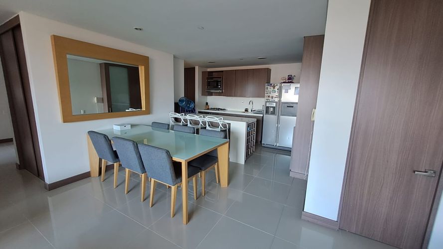 Apartamento en Venta en El Poblado, Medellín - Miniatura 4