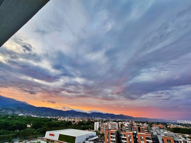 Apartamento en Arriendo en Valle del Lili, Cali - Miniatura 2