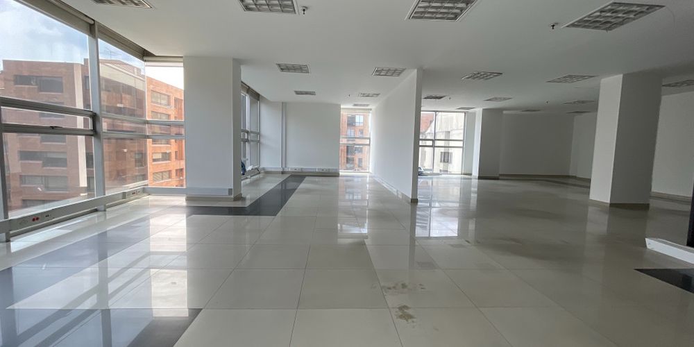Edificio en Arriendo en Chico norte, Bogotá - Miniatura 15