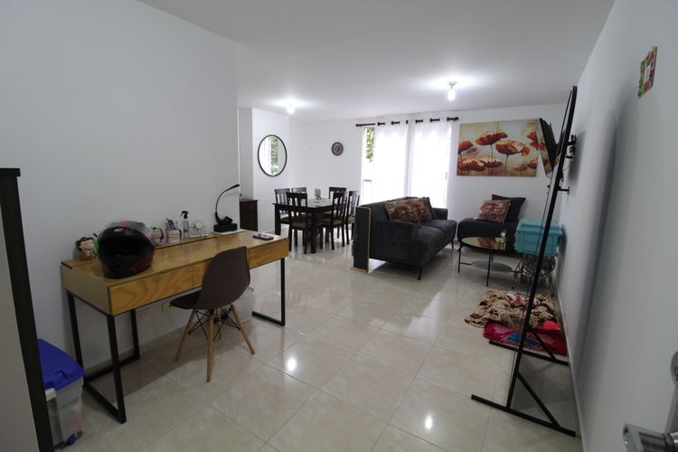 Apartamento en Venta en Alarcon, Bucaramanga - Miniatura 2