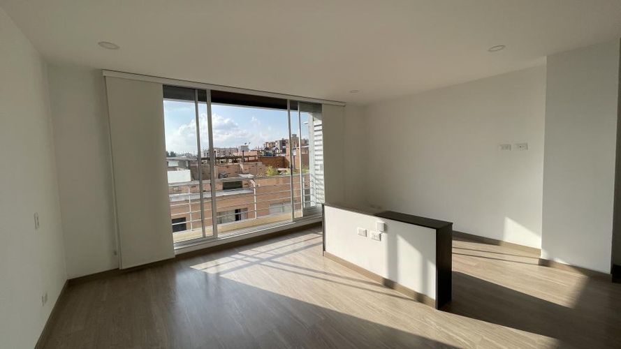 Apartaestudio en Venta en Cedritos, Bogotá - Miniatura 2