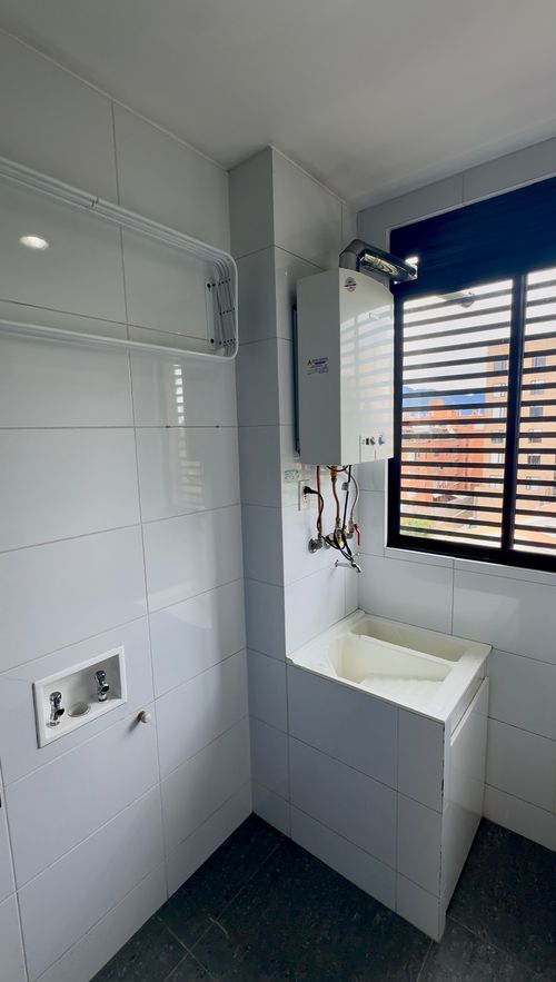 Apartamento en Venta en Santa Barbara, Bogotá - Miniatura 9