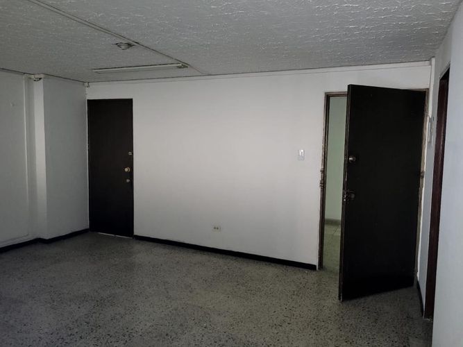 Oficina en Arriendo en Versalles, Cali - Miniatura 8