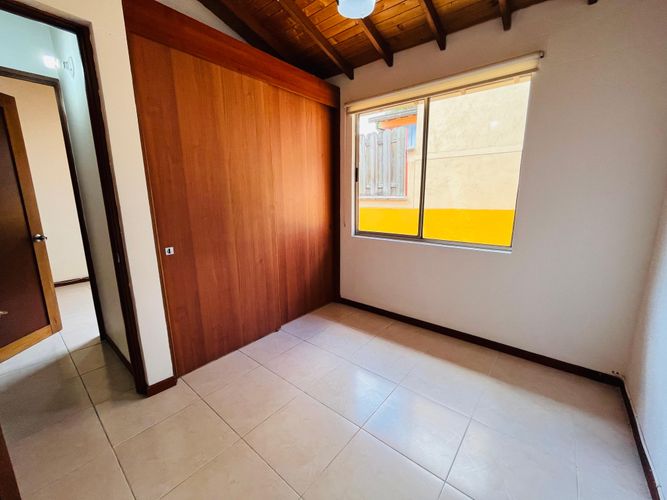 Casa en Arriendo en Envigado - Miniatura 9