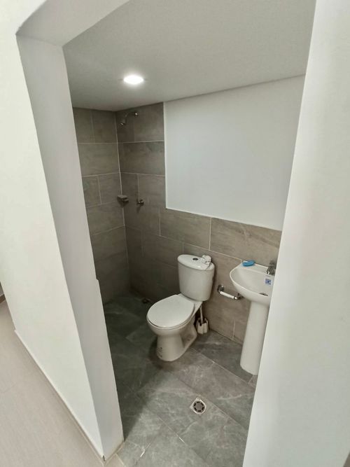 Local en Arriendo en El gran limonar cataya, Cali - Miniatura 4