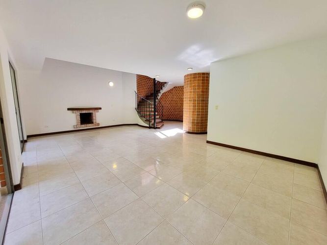 Casa en Arriendo en El chocho, Envigado - Miniatura 7