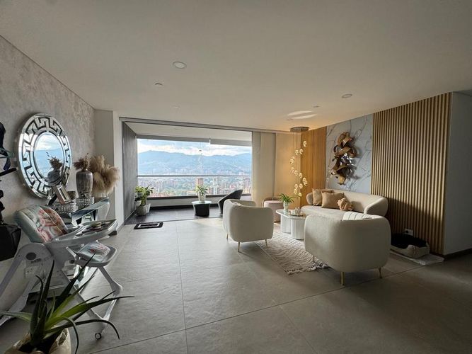 Apartamento en Arriendo en Loma Benedictinos, Envigado - Miniatura 3