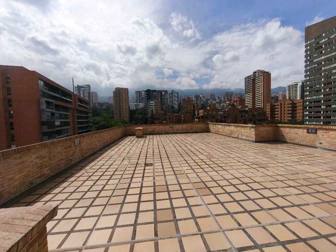 Oficina en  Arriendo en Quirama, Medellín - Miniatura 11