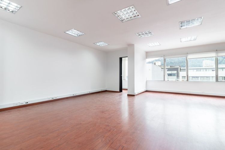 Oficina en venta en Chico norte, Bogotá - Miniatura 2