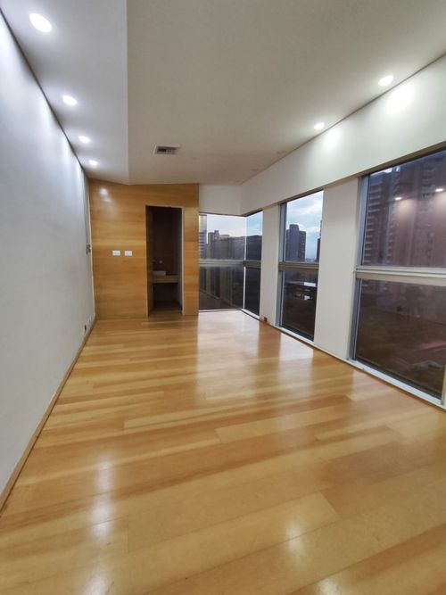 Oficina en  Venta en El Poblado, Medellín - Miniatura 5