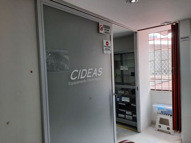Oficina en arriendo en Santa Barbara, Bogotá - Miniatura 5