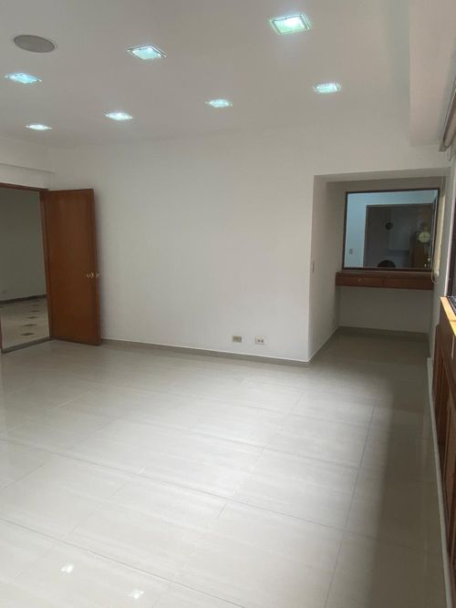 Oficina en Arriendo en Chico norte, Bogotá - Miniatura 12