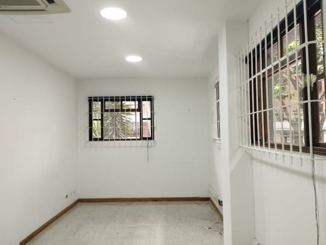 Oficina en  Arriendo en Suramericana, Medellín - Miniatura 8