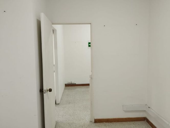 Oficina en  Arriendo en Suramericana, Medellín - Miniatura 17