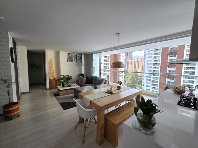 Apartamento en  Venta en Suramerica, Itaguí - Imagen 1