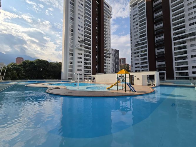 Apartamento en  Venta en Suramerica, Itaguí - Miniatura 23