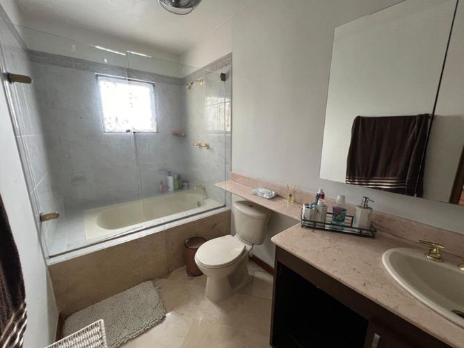 Casa en Arriendo en El Poblado, Medellín - Miniatura 8