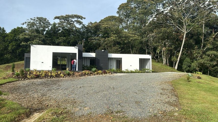 Finca en Arriendo en El porvenir, Rionegro - Miniatura 16