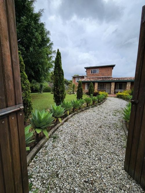 Finca en Arriendo en El salado, Guarne - Miniatura 4