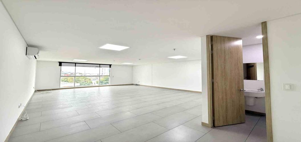 Oficina en Arriendo en Los alpes, Pereira - Miniatura 2