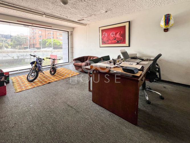 Local en  Arriendo en Santa Barbara, Bogotá - Miniatura 3