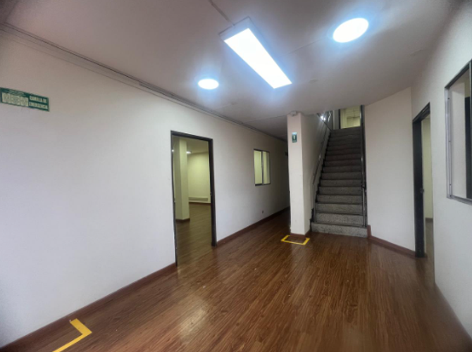 Edificio en  Arriendo en Bello horizonte, Bogotá - Miniatura 2