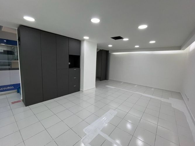 Local en  Arriendo en El Poblado, Medellín - Miniatura 2