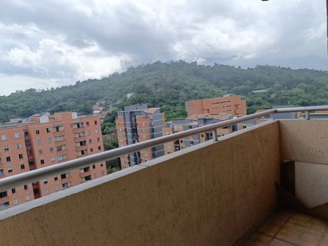 Apartamento en Arriendo en Los colores, Medellín - Miniatura 6