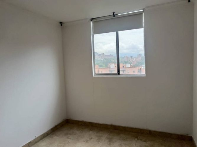 Apartamento en Arriendo en Los colores, Medellín - Miniatura 9