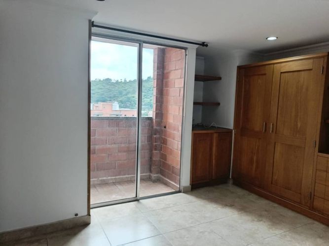 Apartamento en Arriendo en Los colores, Medellín - Miniatura 15