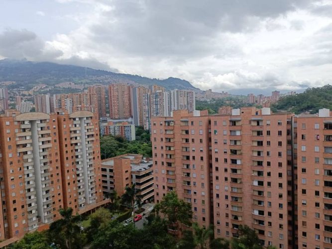 Apartamento en Arriendo en Los colores, Medellín - Miniatura 20