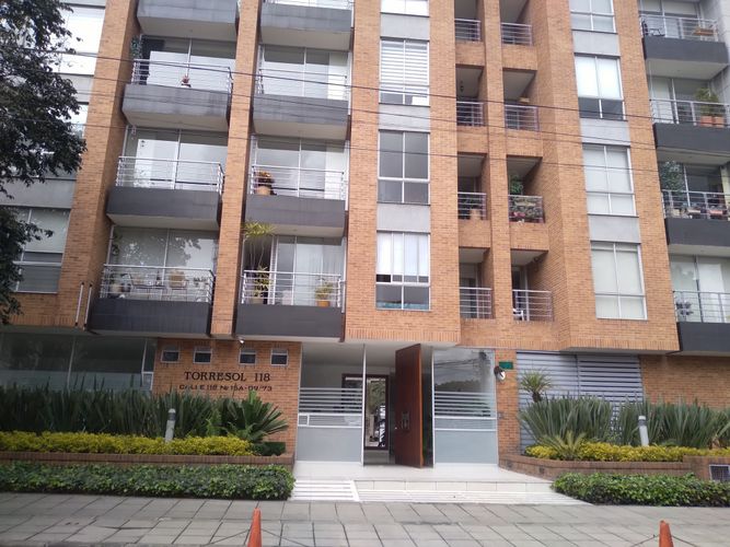 Apartaestudio en Arriendo en Santa barbara central, Bogotá - Miniatura 3