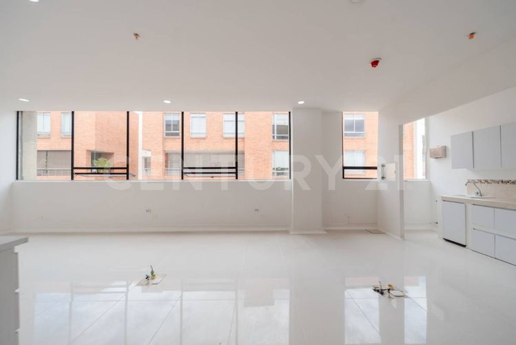 Oficina en Arriendo en Bella suiza, Bogotá - Miniatura 11