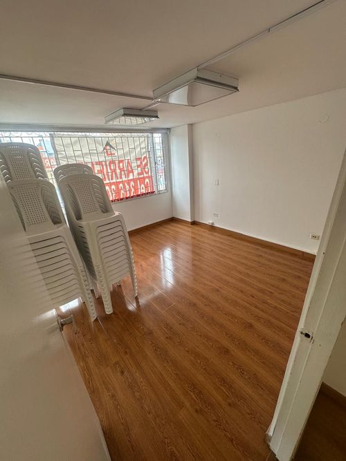 Oficina en  Arriendo en Chico norte, Bogotá - Miniatura 7