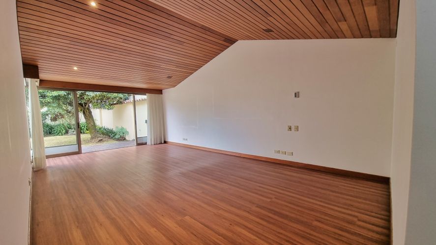 Oficina en  Arriendo en Santa barbara alta, Bogotá - Miniatura 9