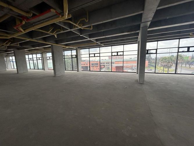 Oficina en arriendo en Fontibon, Bogotá - Miniatura 24